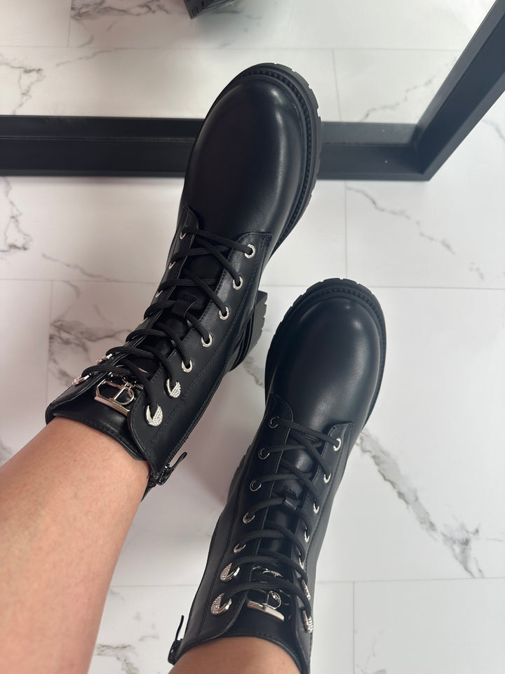 Mila™ | Chunky Lace-Up Boots