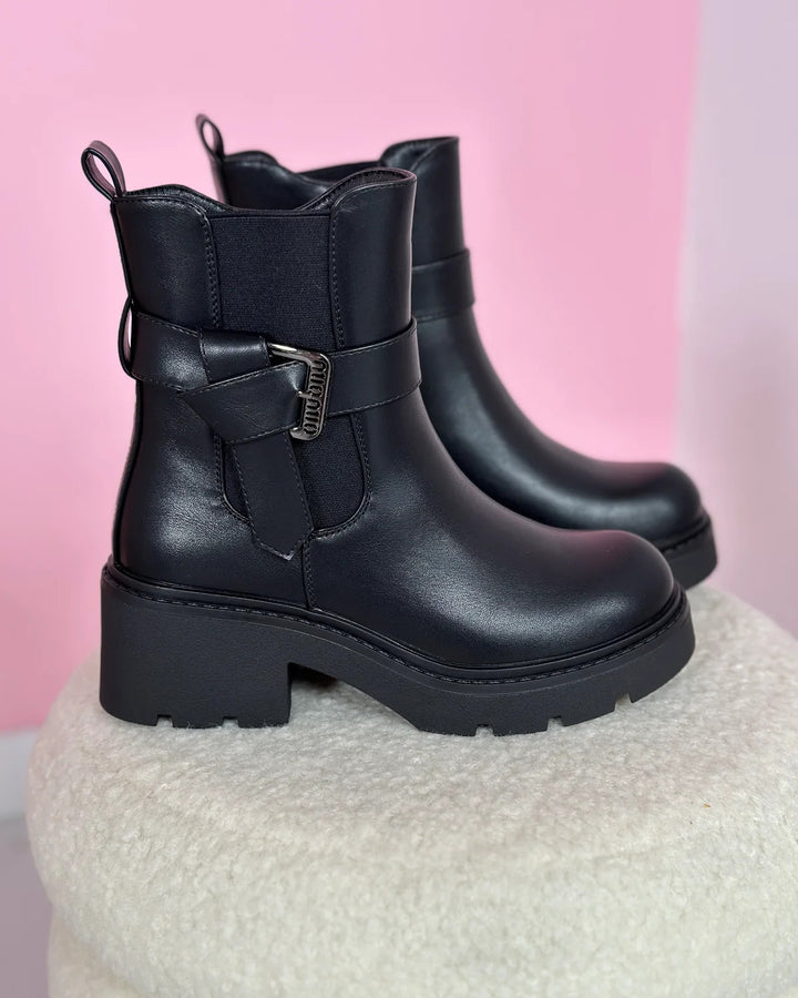 Chloe™ | Chelsea Platform Boots