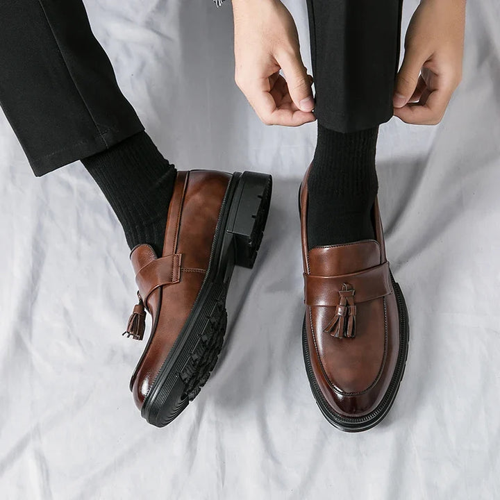 Winslow™ | The Tasseled Leather Loafer