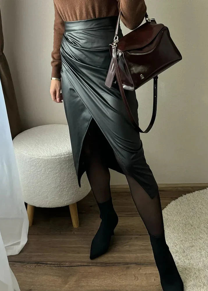 Vesper™ | The Sleek Leather Midi Skirt