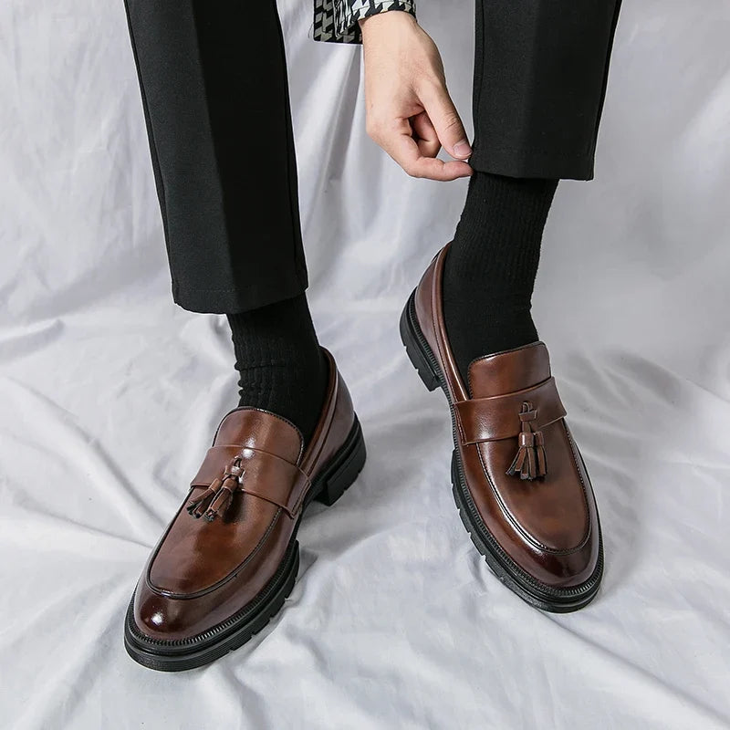 Winslow™ | The Tasseled Leather Loafer
