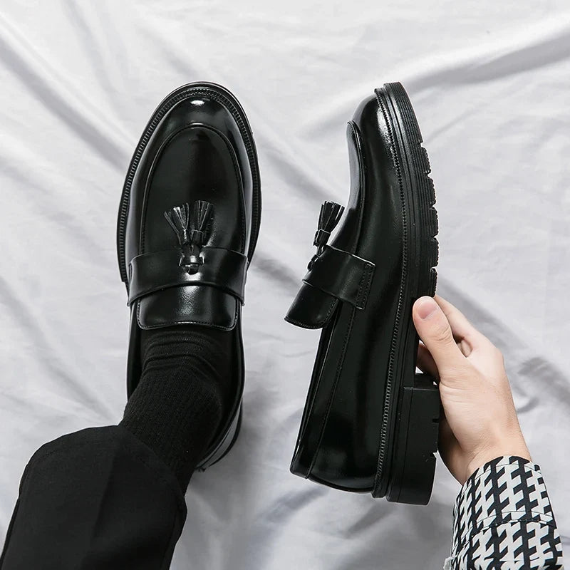 Winslow™ | The Tasseled Leather Loafer