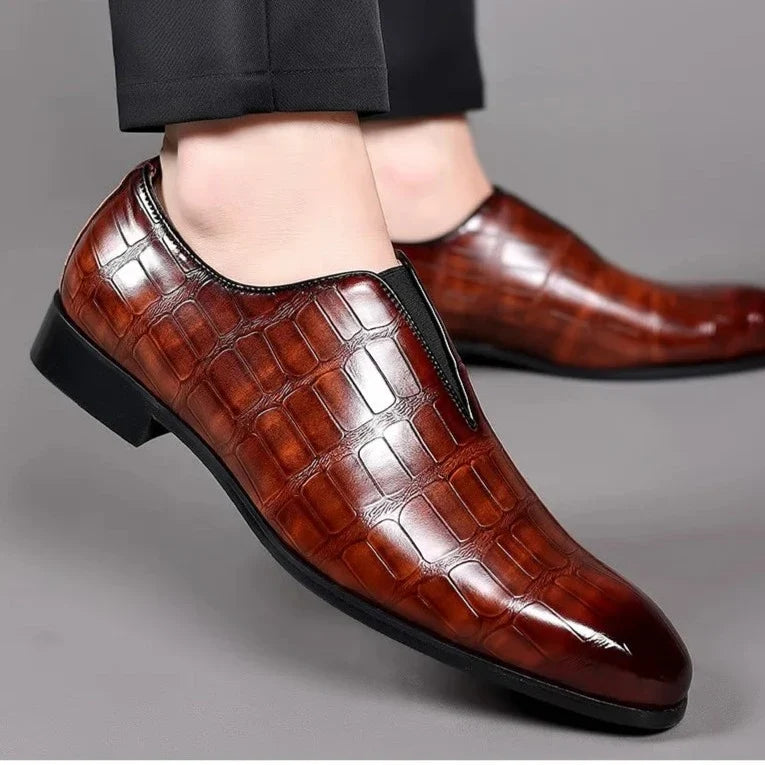 Sheffield™ | The Distinctive Pattern Dress Shoe