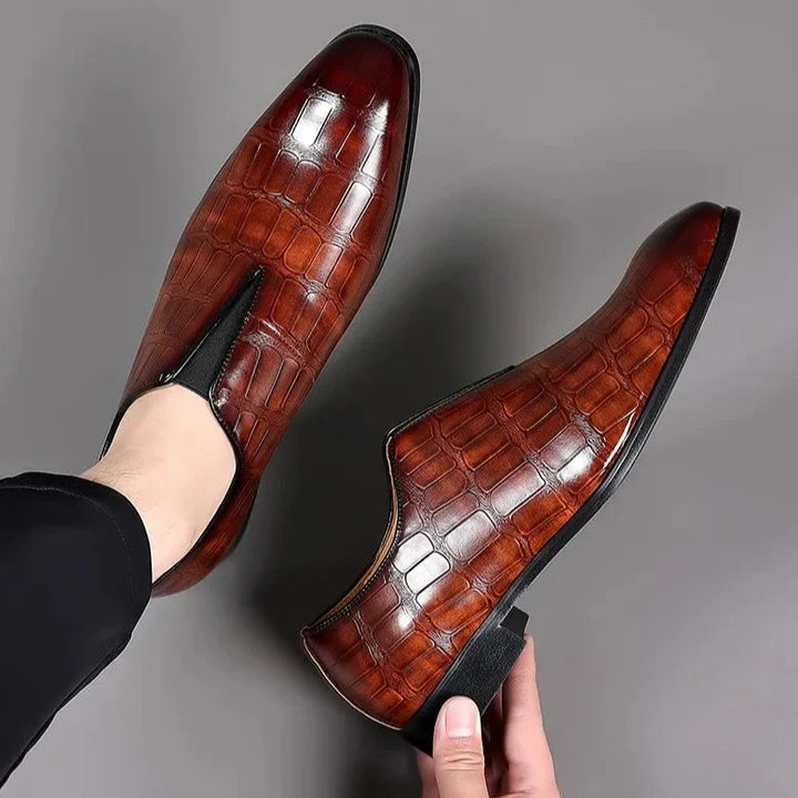 Sheffield™ | The Distinctive Pattern Dress Shoe