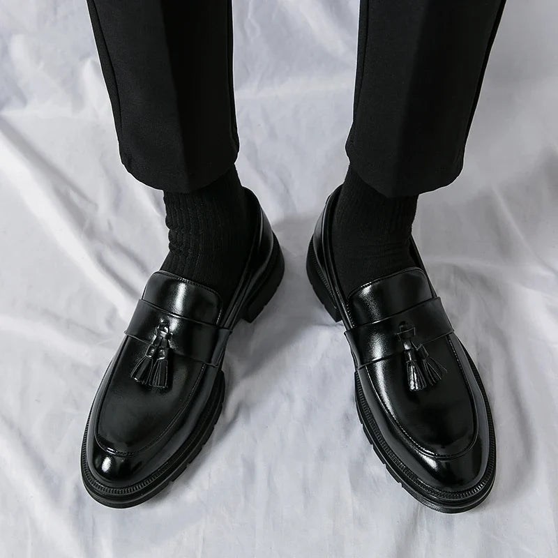 Winslow™ | The Tasseled Leather Loafer