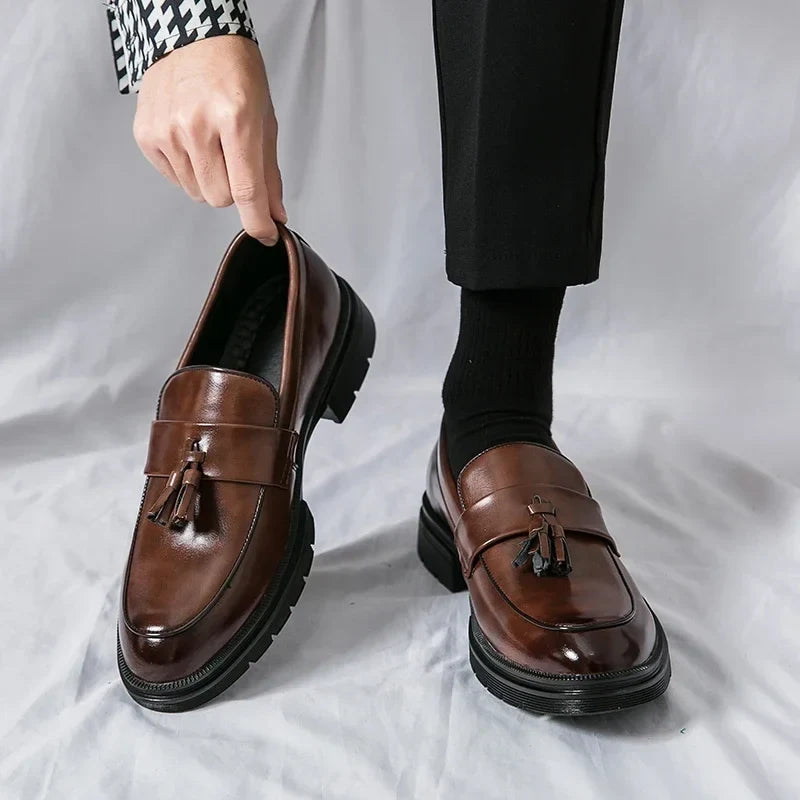 Winslow™ | The Tasseled Leather Loafer