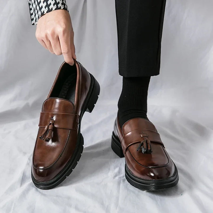 Winslow™ | The Tasseled Leather Loafer