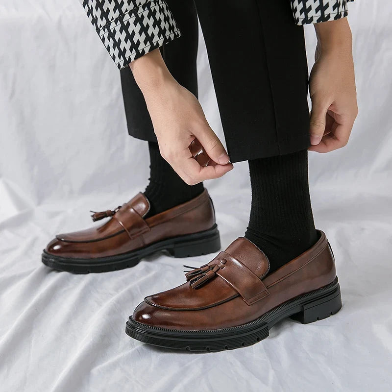 Winslow™ | The Tasseled Leather Loafer