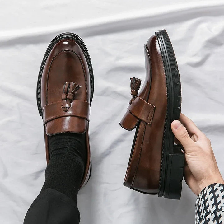Winslow™ | The Tasseled Leather Loafer